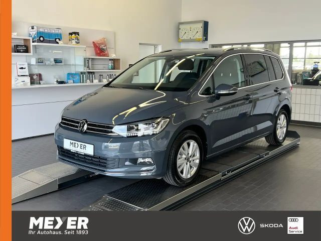 Volkswagen Touran DSG Highline 1.5 TSI 7-zitter