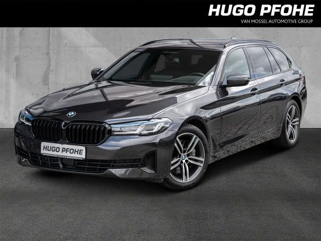 BMW 5 Serie 530 Luxury Line Touring 530d