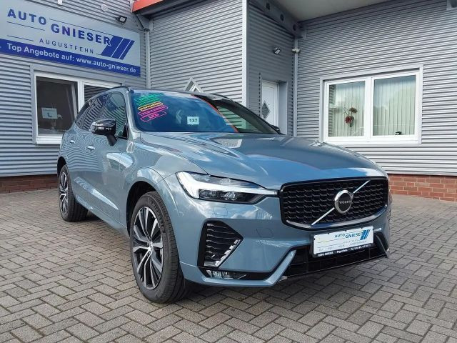 Volvo XC60 AWD Plus Dark