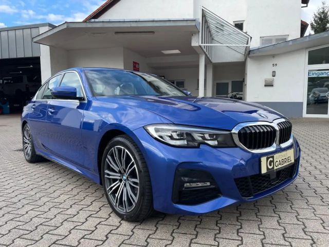 BMW 3 Serie 320 Business Line M-Sport xDrive 320i