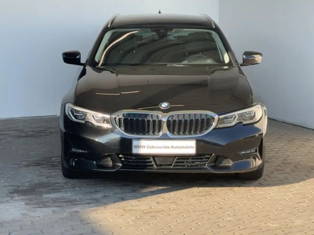 BMW 3 Serie 330 Sport Line Touring