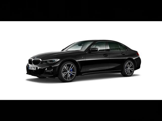 BMW 3 Serie 330 M-Sport xDrive Limousine 330e