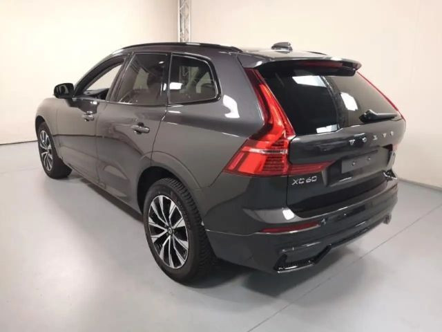 Volvo XC60 AWD Plus Dark