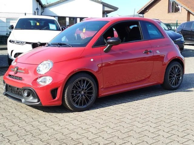 Abarth 695 #BEATS #Navi #BiXenon