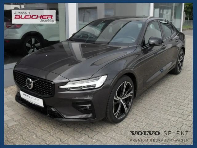 Volvo S60 AWD Ultimate Dark