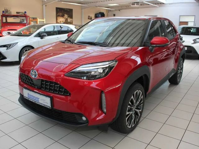 Toyota Yaris Cross Elegant Navi 360°Kamera 18Zoll PDC vorne & hinten