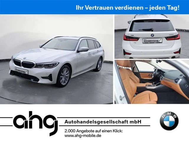 BMW 3 Serie 330 xDrive Sport Line Touring 330i