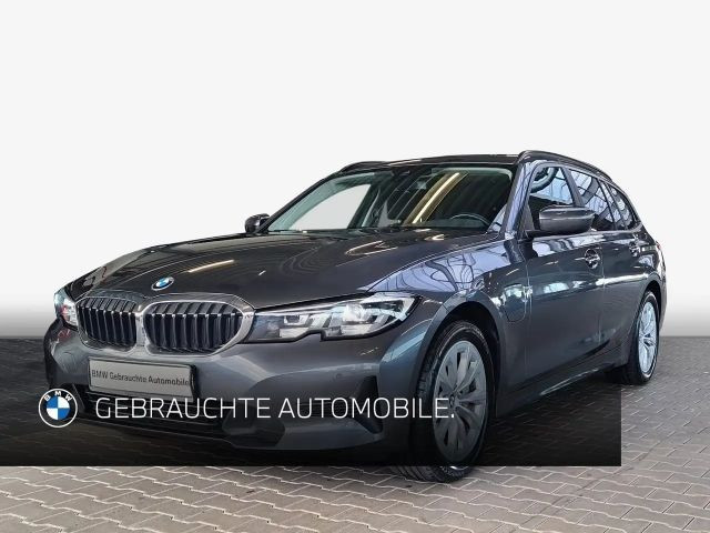 BMW 3 Serie 330 Advantage pakket 330e