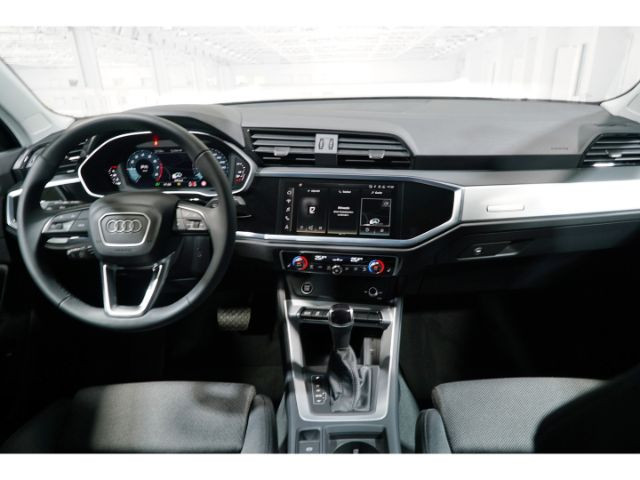 Audi Q3 S-Tronic 35 TFSI