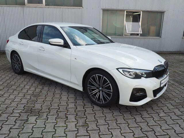 BMW 3 Serie 320 M-Sport 320d