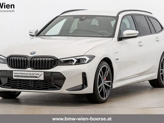 BMW 3 Serie 330 xDrive 330e