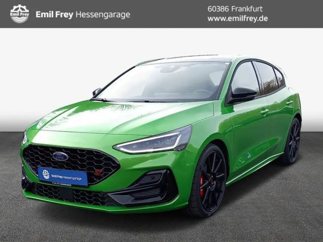 Ford Focus EcoBoost ST Line