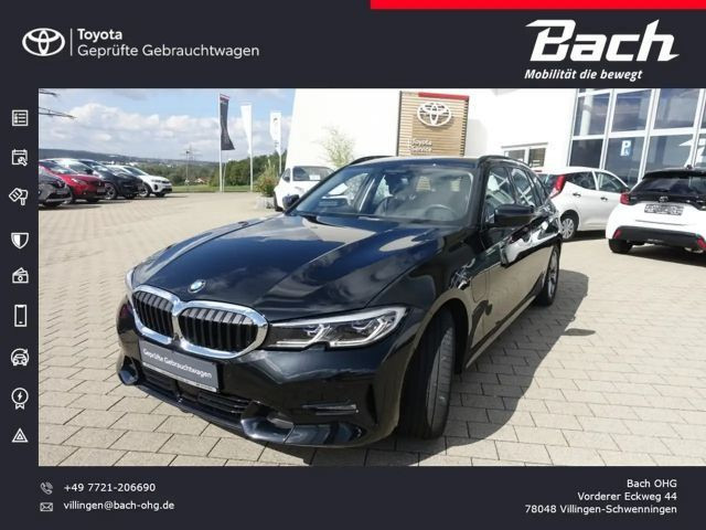 BMW 3 Serie 330 xDrive Sport Line Touring 330e