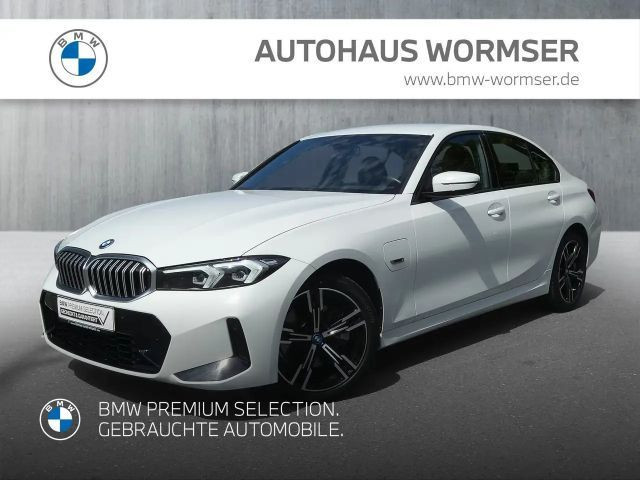 BMW 3 Serie 330 M-Sport Comfort pakket Limousine 330e