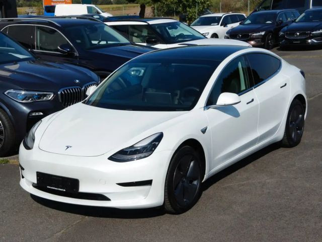 Tesla Model 3 RWD Standard Range