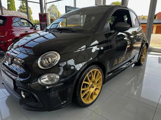 Abarth 695 70th Anniversario