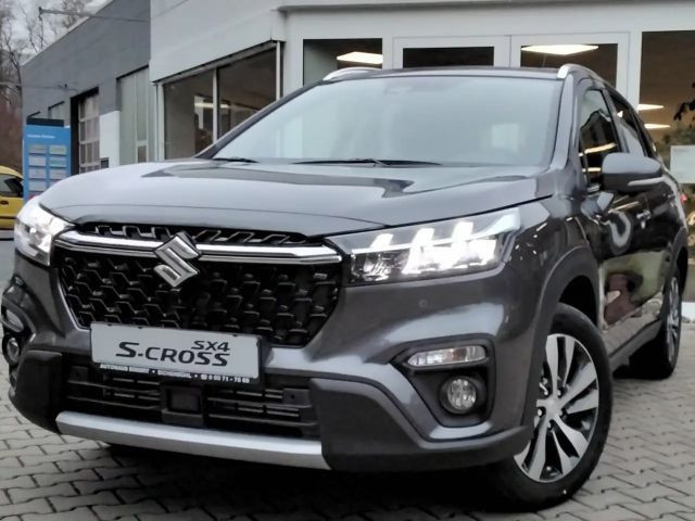 Suzuki S-Cross Hybrid