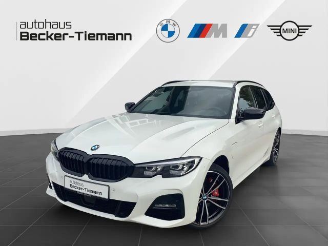 BMW 3 Serie 330 M-Sport Touring 330e