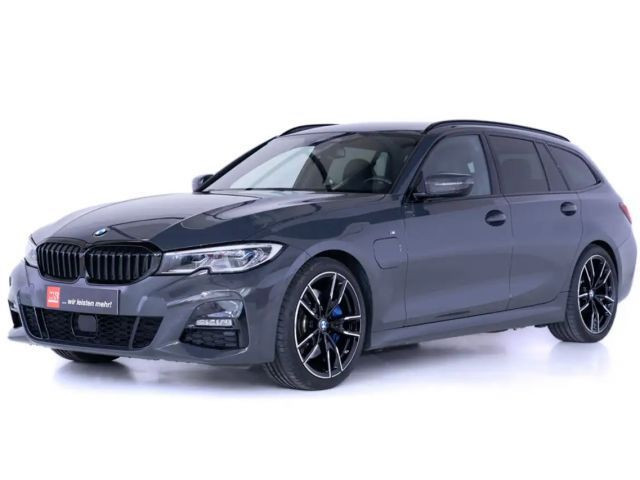 BMW 3 Serie 330 M-Sport xDrive 330e