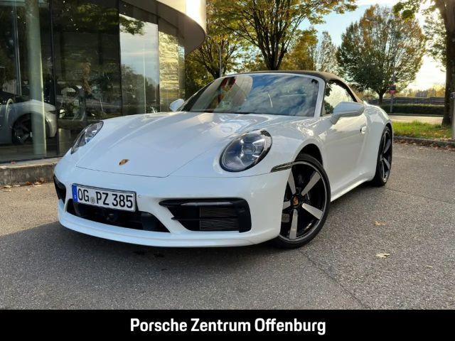 Porsche 992 Cabrio Carrera