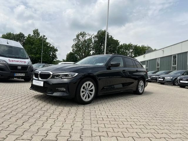 BMW 3 Serie 318 Touring Advantage pakket 318d