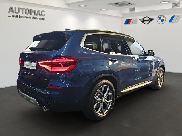 BMW X3 xDrive20i