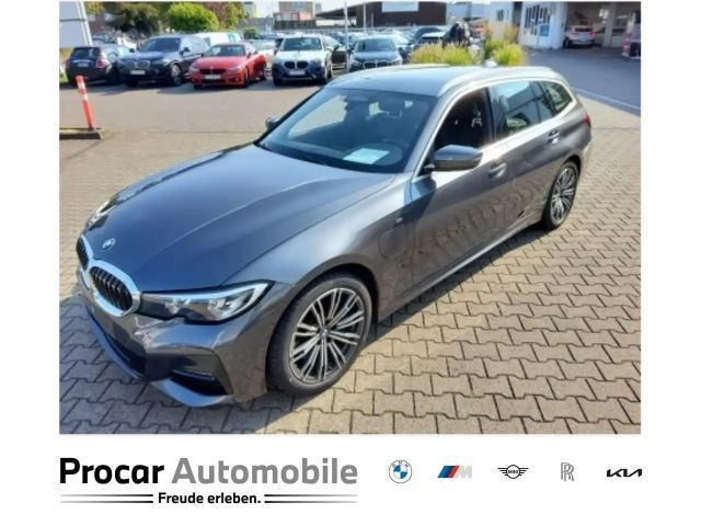 BMW 3 Serie 330 M-Sport Touring 330e