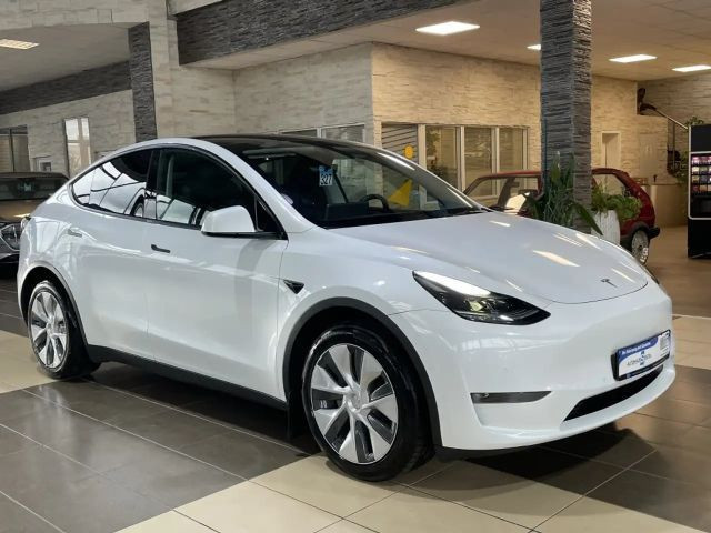 Tesla Model Y Long Range Dual Motor AWD