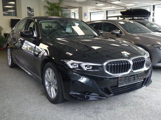 BMW 3 Serie 320 xDrive Limousine