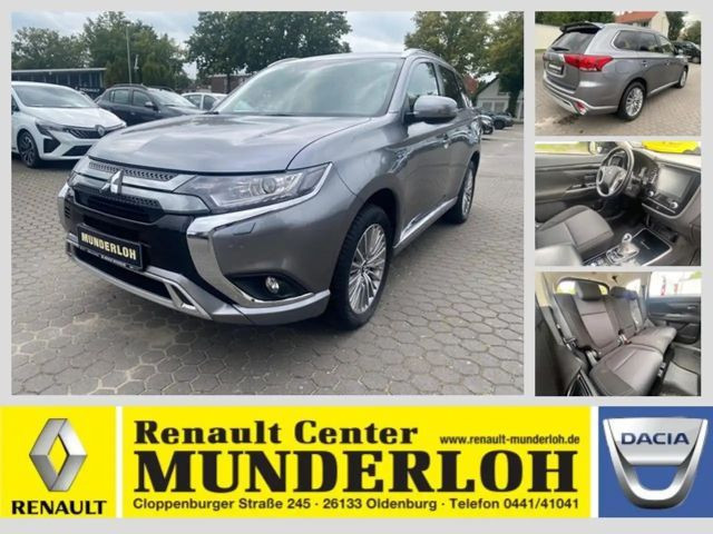 Mitsubishi Outlander PHEV 4WD