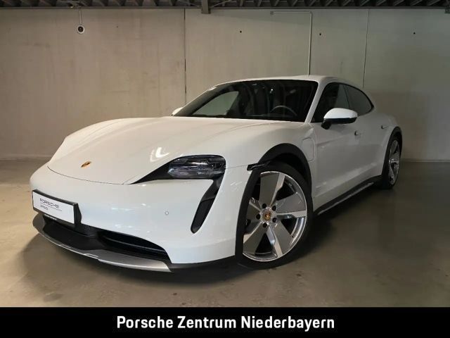 Porsche Taycan Cross Turismo