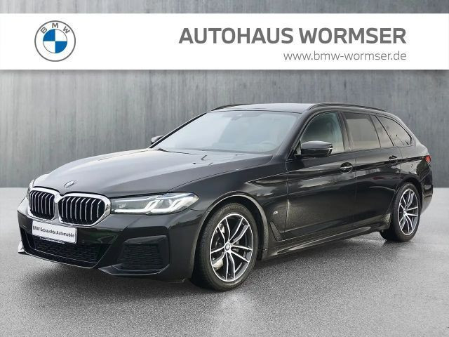 BMW 5 Serie 520 M-Sport Touring 520d