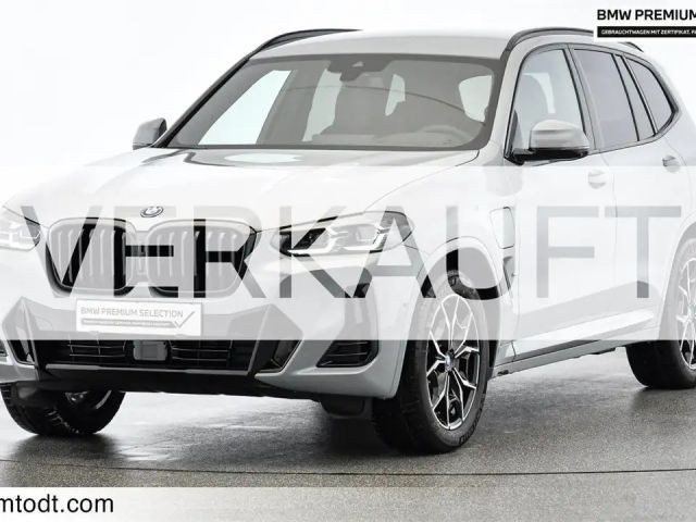 BMW X3 xDrive30e