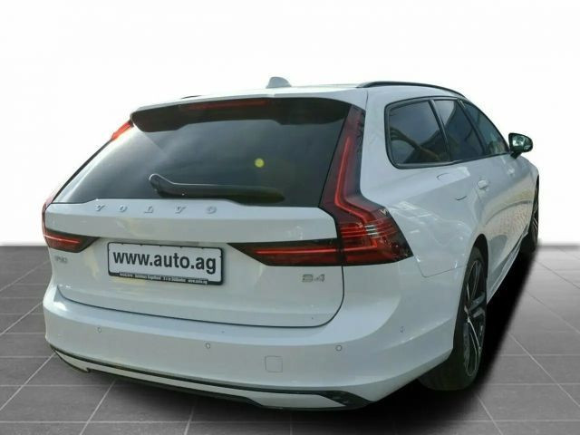 Volvo V90 Plus Dark