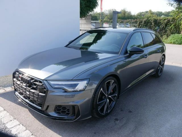 Audi S6 Avant Quattro