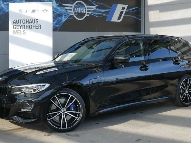 BMW 3 Serie 330 xDrive 330e