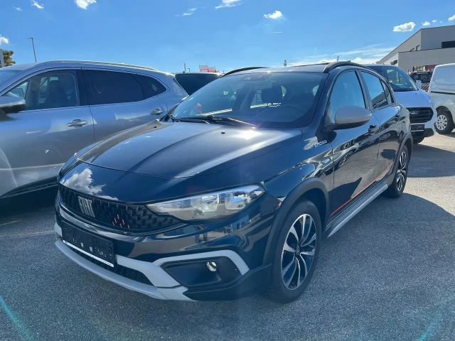 Fiat Tipo Cross