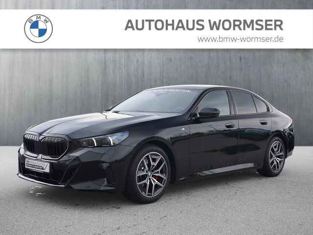 BMW 5 Serie 520 M-Sport Sedan 520d