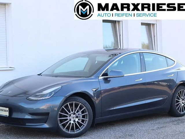 Tesla Model 3 RWD Standard Range