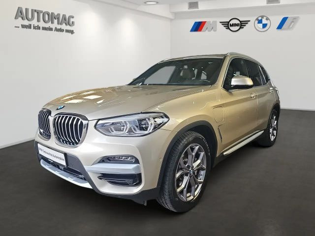 BMW X3 xDrive30e