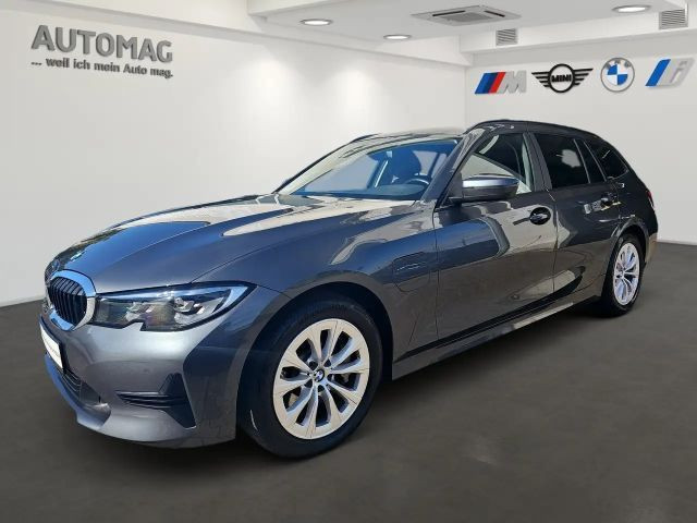 BMW 3 Serie 330 Touring 330e