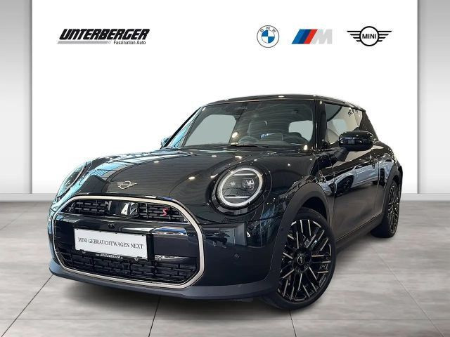 Mini Cooper S Verfügbar ab 03.02.2025 | Paket XL | Favoured Trim