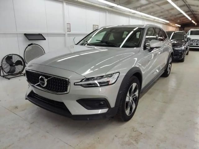 Volvo V60 Cross Country AWD Ultimate