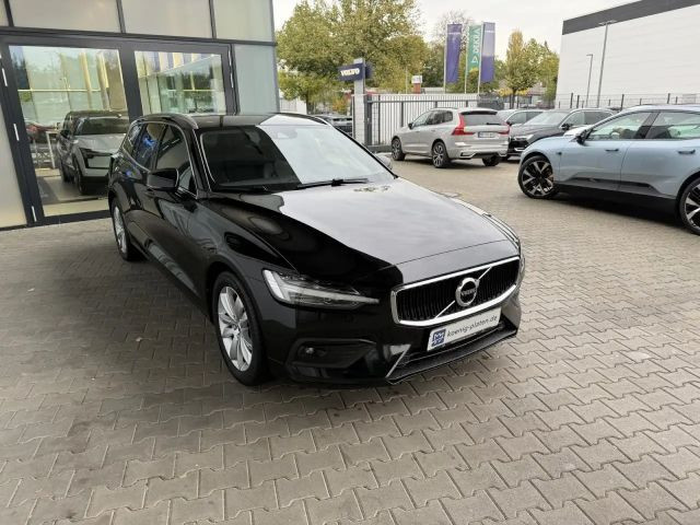 Volvo V60 Momentum