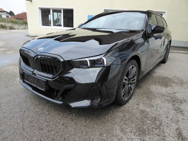 BMW 5 Serie 520 M-Sport xDrive 520d