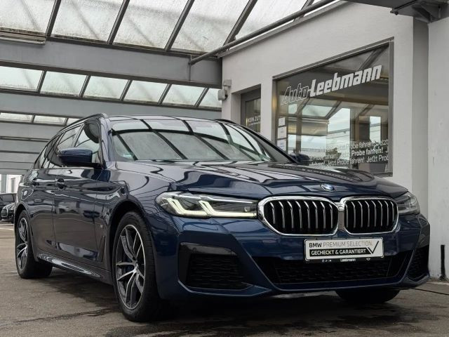 BMW 5 Serie 530 M-Sport xDrive Touring 530e