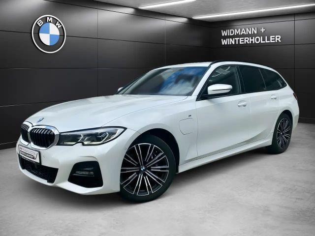 BMW 3 Serie 330 M-Sport xDrive Touring 330e