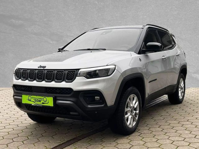 Jeep Compass Hybrid 4x4 Trailhawk