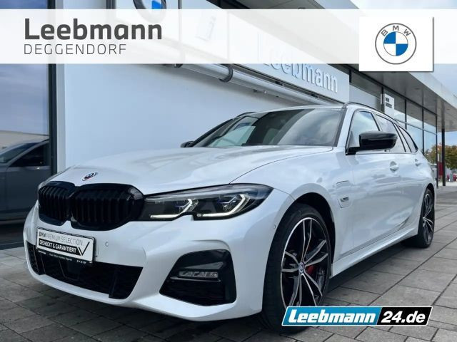 BMW 3 Serie 330 M-Sport xDrive Touring 330e