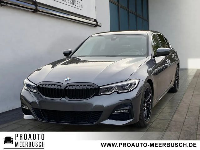 BMW 3 Serie 320 M-Sport Sedan 320i